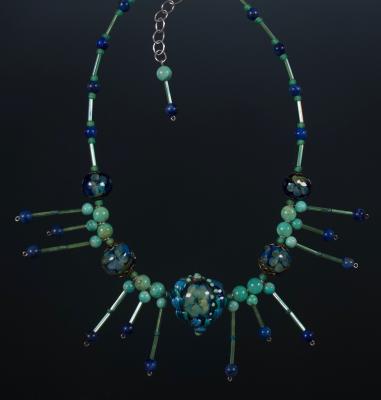 bead making, lampwork glass necklace , blue flowers